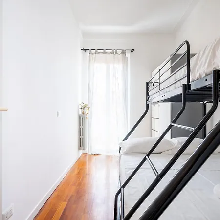 Apartment Guesthost - Lovely In Parma! Parma
