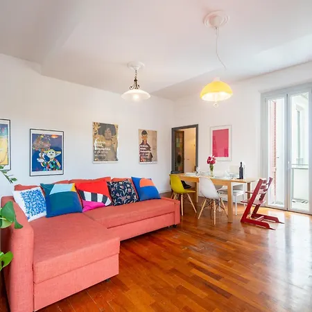 Guesthost - Lovely In Parma! Apartment *
